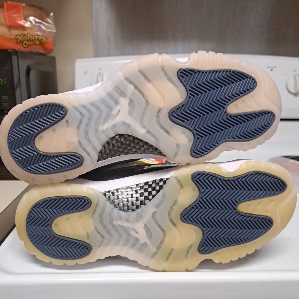 I ICE SOLES!!!